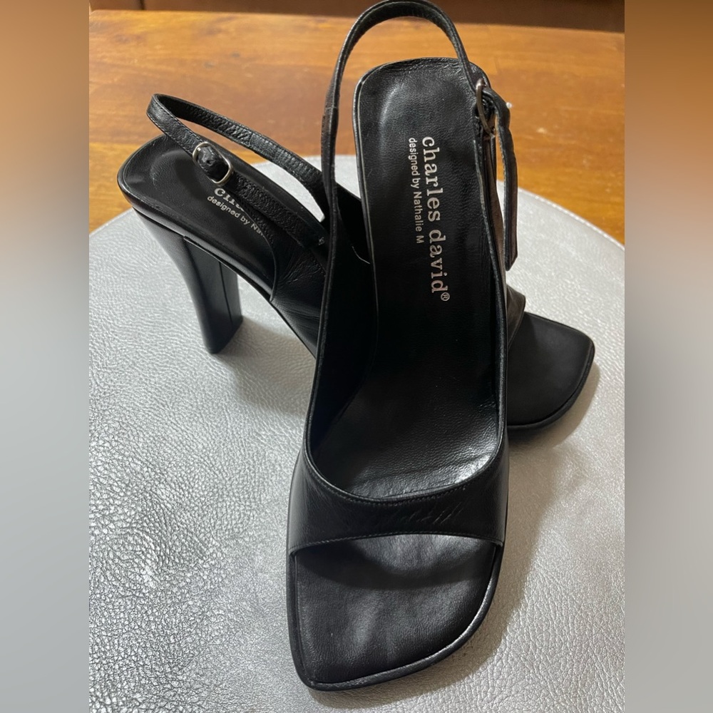 Charles David Sling back Heel sandals SZ 6 Blk